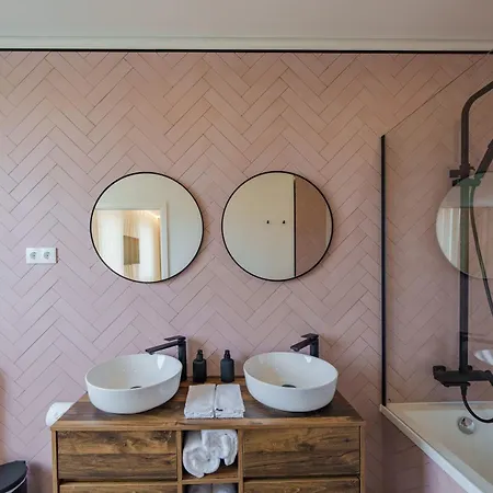 Villa Peaceful Escape Feel Discovery Valley Retreat *